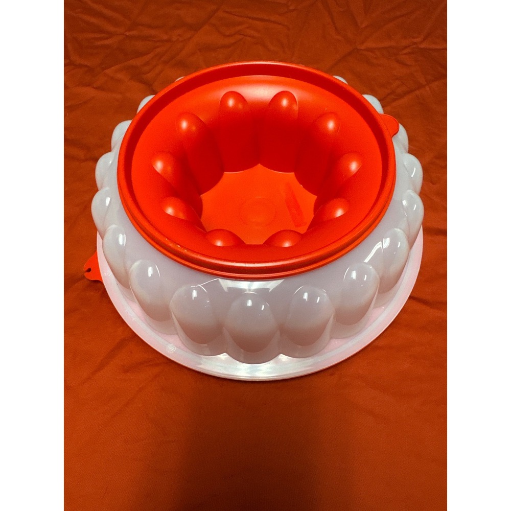Vintage Tupperware Jel-Ring Jello Mold 6 Cup Fluted Ring Red Sheer White 3 Piece